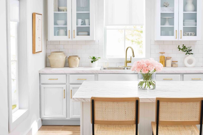 White Kitchen Decor Ideas